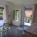Gosciniec Solan 宾馆 Jeleniow