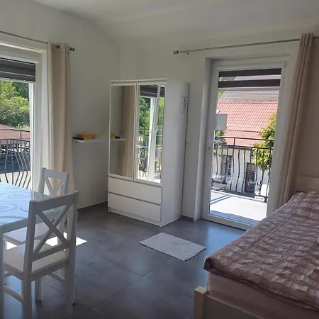 Gosciniec Solan Inn Jeleniow