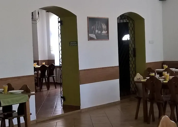 Gosciniec Solan 여관 Jeleniow